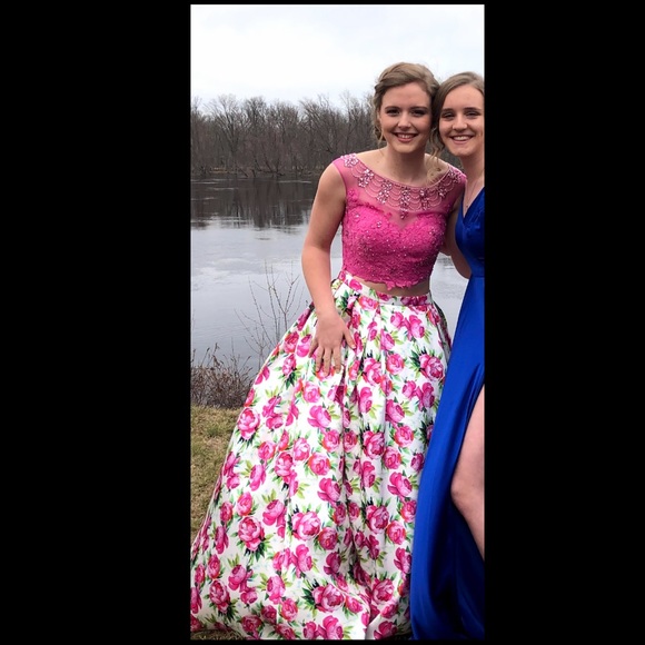 Sherri Hill Prom Dress - Picture 2 of 2